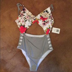 Size SMALL CupShe one piece suits. Click for more!
